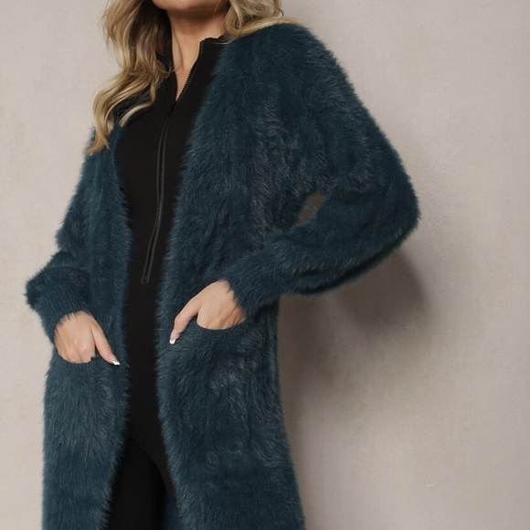 Papillon Blanc Sweaters - Papillon Fuzzy Cardigan Size M